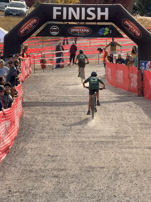 A Dirt Dogz rider approaching the finish arch